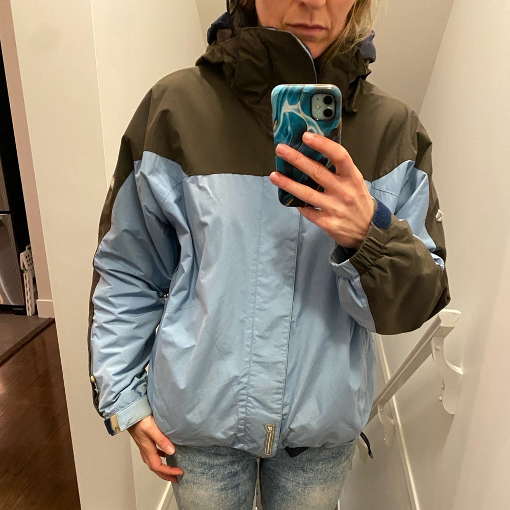 Bonfire snowboarding medium jacket.